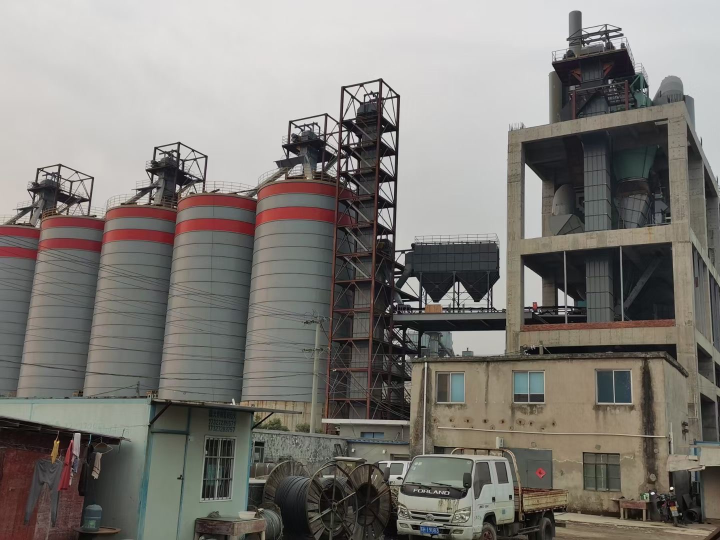 江蘇宜興東一建材年產200萬噸水泥生產線機電及鋼結構項目